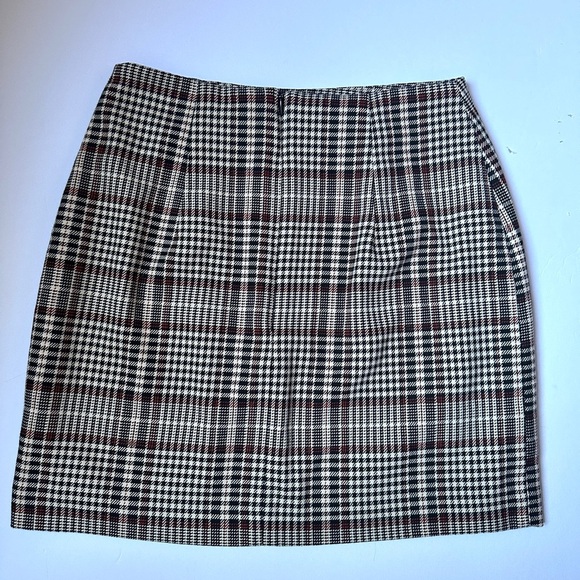 H&M Pencil Mini Skirt Women Sz 4 Black and White Zipper Back, Lined - Picture 2 of 5